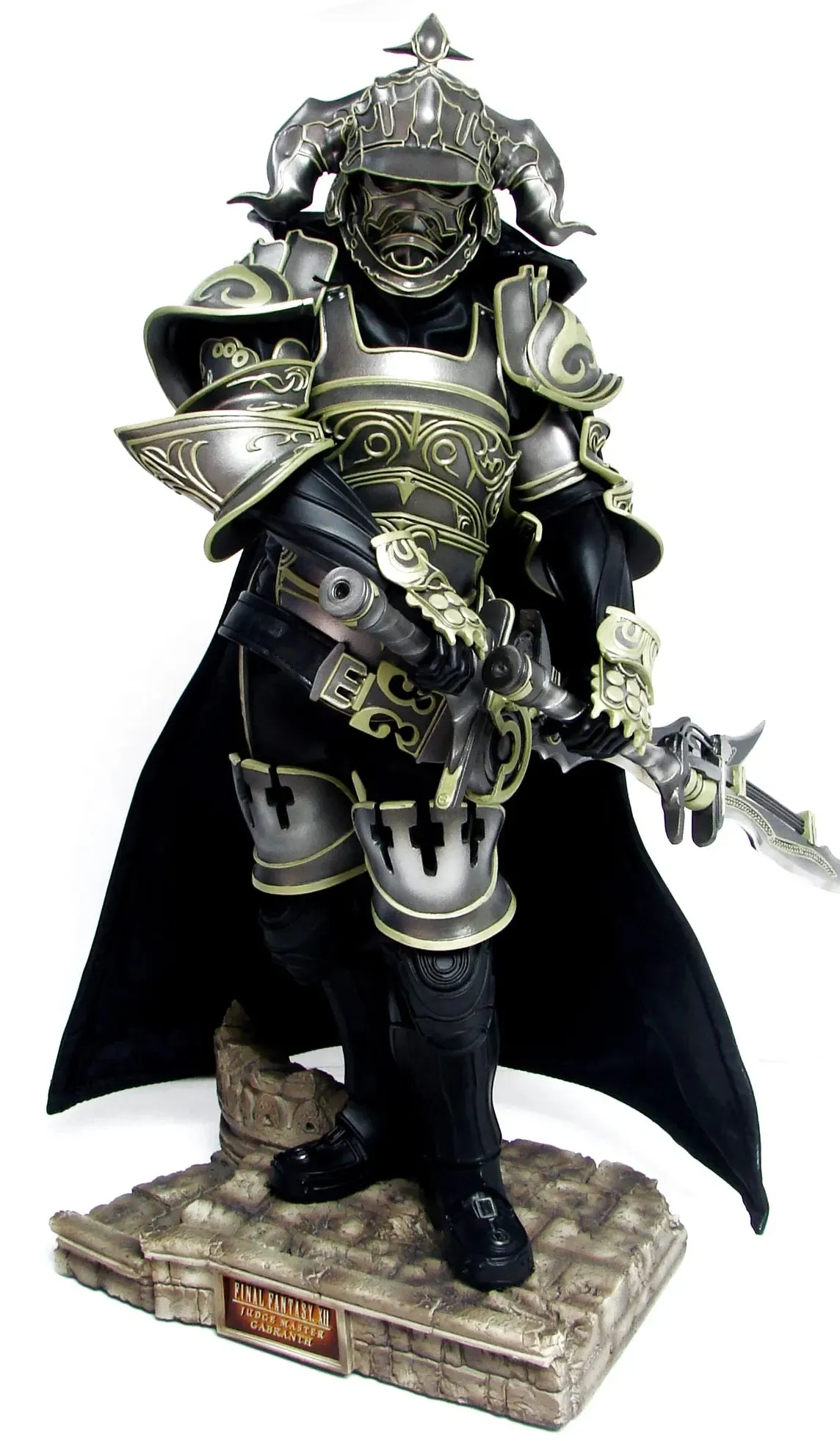 Final Fantasy XII 1/4 Scale Master Piece Art Statue: Judge Magister Gabranth