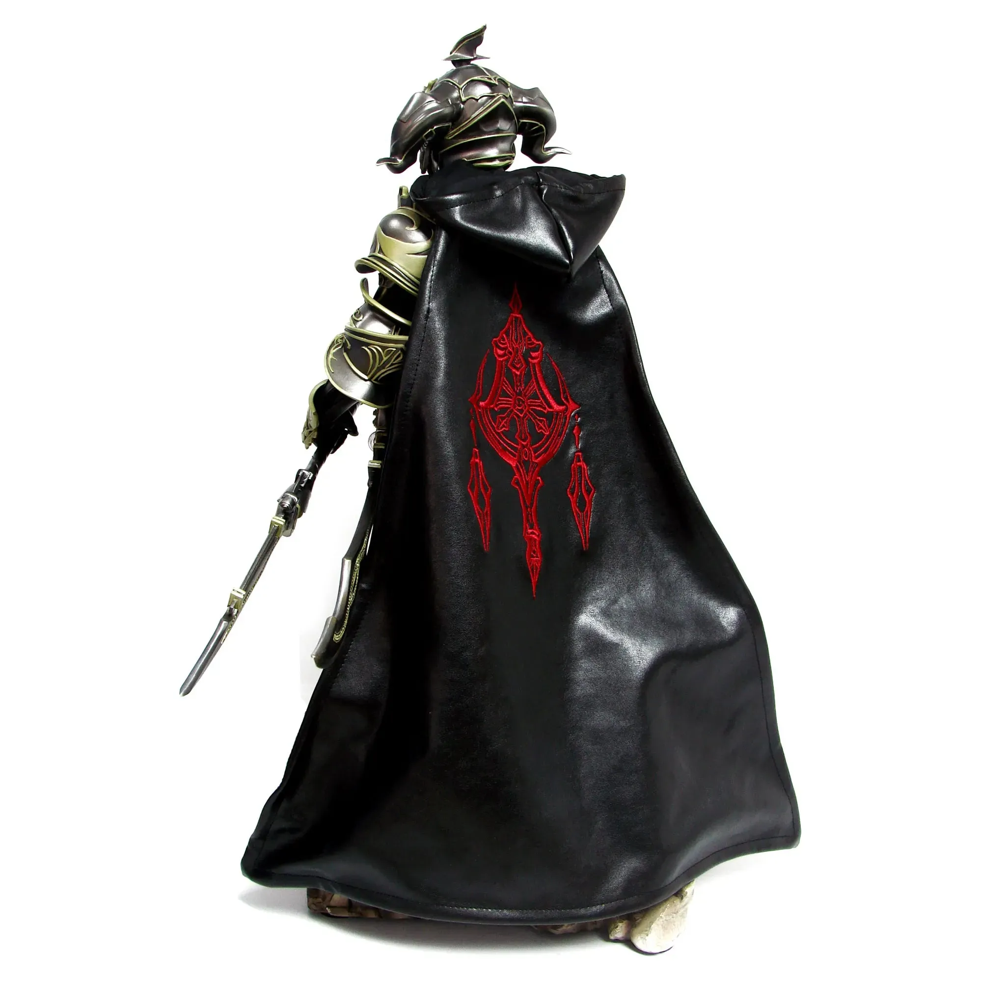 Final Fantasy XII 1/4 Scale Master Piece Art Statue: Judge Magister Gabranth