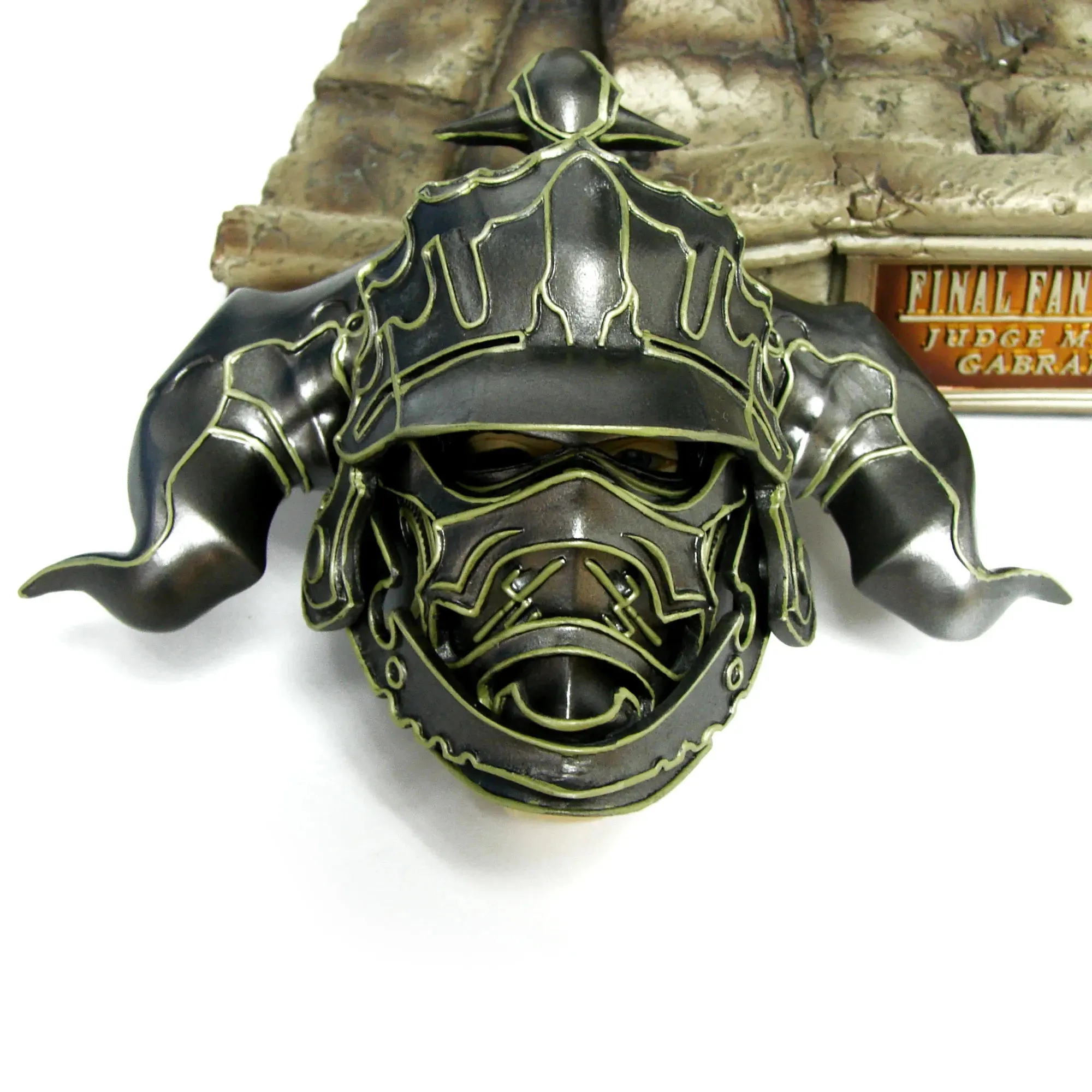 Final Fantasy XII 1/4 Scale Master Piece Art Statue: Judge Magister Gabranth