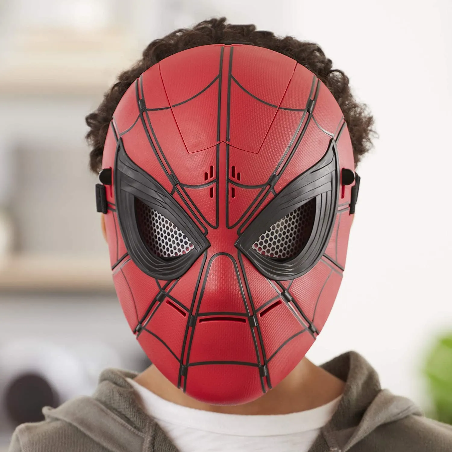 Hasbro Spider-Man Marvel Far from Home Spider FX Mask for Roleplay – Super Hero Mask Toy - Red