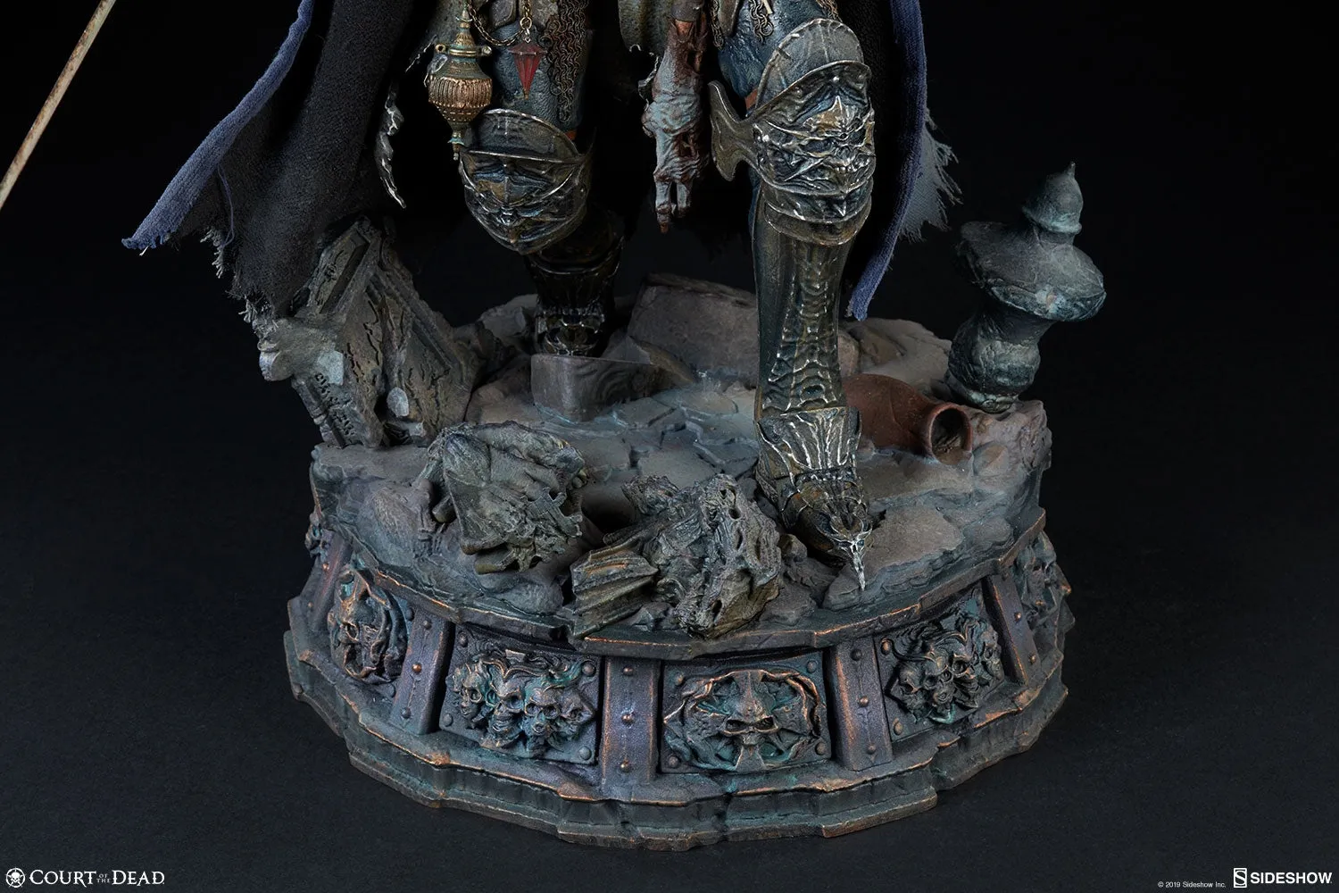 [Pre-Order] SIDESHOW COLLECTIBLES - COURT OF THE DEAD RELIC RAVLATCH: PALADIN OF THE DEAD PREMIUM FORMAT STATUE